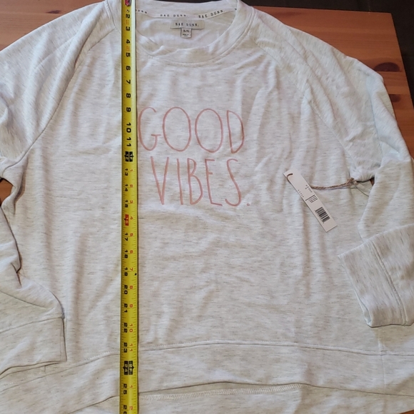 Rar Dunn "GOOD VIBES" sweater - Picture 4 of 6